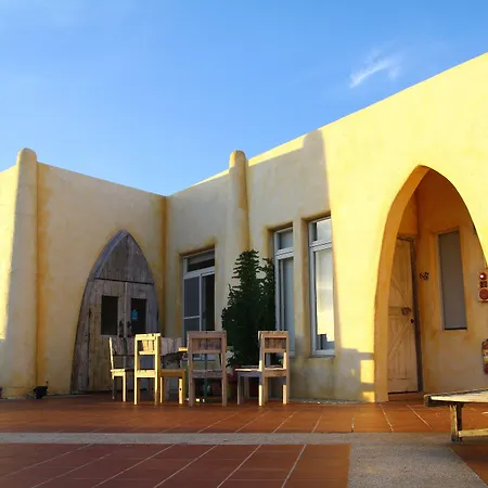 West Old House Δωμάτια σε οικογενειακή κατοικία