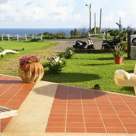 West Old House Δωμάτια σε οικογενειακή κατοικία *