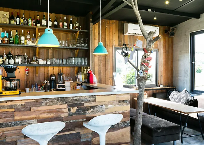 West Old House Homestay