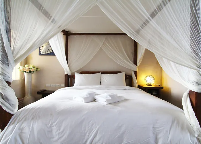 Homestay West Old House