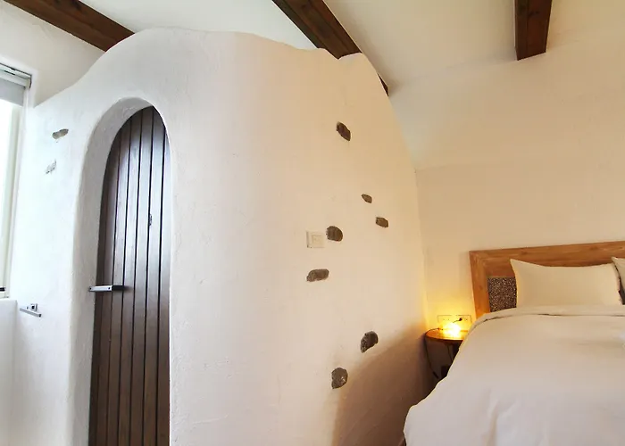 West Old House Δωμάτια σε οικογενειακή κατοικία *