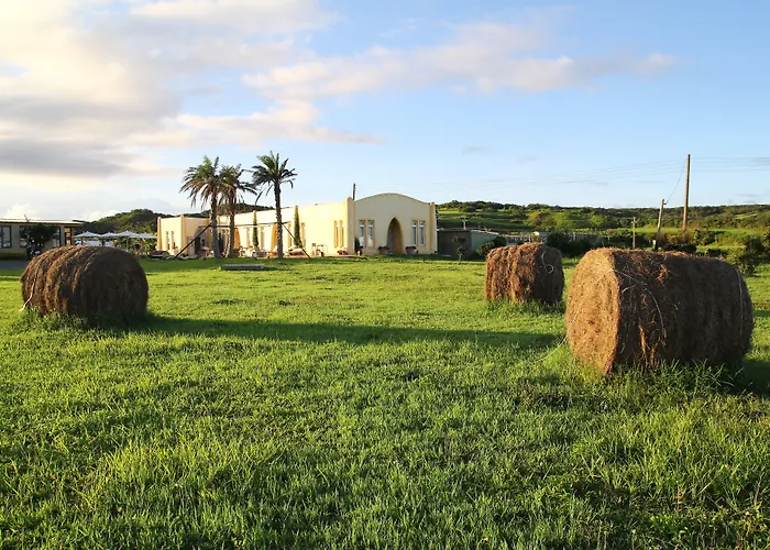 Δωμάτια σε οικογενειακή κατοικία West Old House *