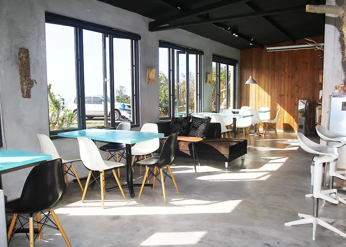 West Old House Δωμάτια σε οικογενειακή κατοικία Kenting