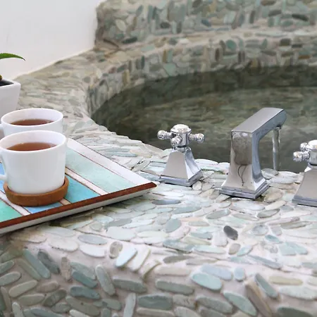 West Old House Accommodatie bij particulieren *