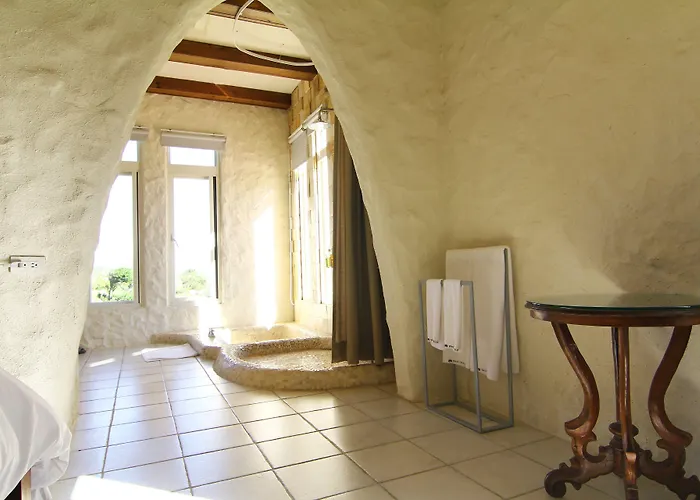 Privatunterkunft West Old House *