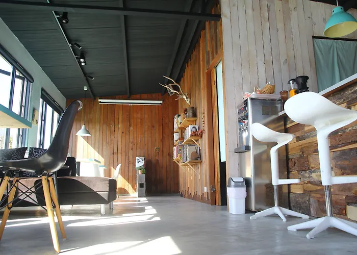 West Old House Privatunterkunft *